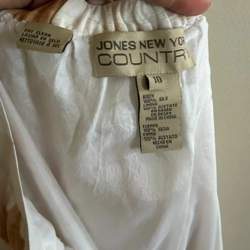 Y2K JONES NEW YORK COUNTRY Womens Skirt Sz 10 White Floral‎ 100% Silk Lined